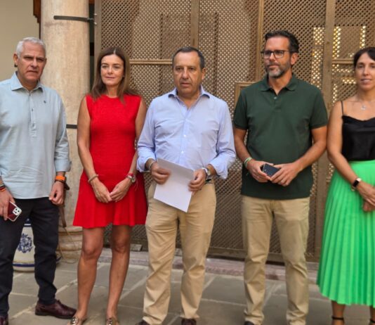 El PSOE pide concertar las plazas de la residencia de ADIPA