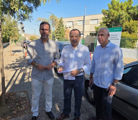 El PSOE denuncia la situación «insostenible» del IES Los Colegiales en el inicio del curso