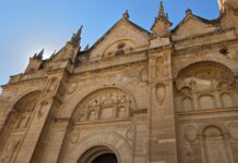 Arranca la restauración de las fachadas y cubiertas de la Colegiata de Santa María, que recuperará sus 41 pináculos