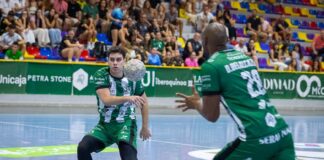 Los Dólmenes se desinfla en los últimos minutos y cede ante el BADA Huesca (29-34)