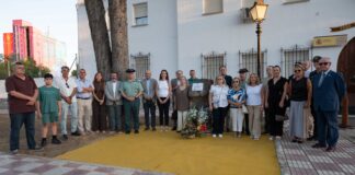 Archidona rinde homenaje a dos guardias civiles víctimas del terrorismo dando sus nombres a dos calles