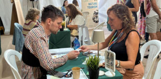 Antequera se promociona como destino de turismo sostenible en la feria NATURCYL