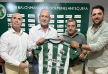 El Balonmano Dólmenes Antequera salda su deuda con Automóviles Torres gracias a la entrada de PDH Fairlight como patrocinador