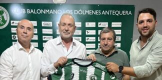 El Balonmano Dólmenes Antequera salda su deuda con Automóviles Torres gracias a la entrada de PDH Fairlight como patrocinador