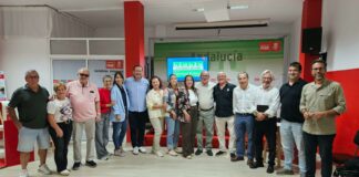 El PSOE denuncia en Antequera el deterioro de la sanidad pública mientras aumenta el peso de la privada en Málaga