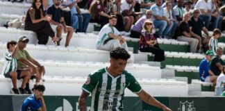 El Antequera rescata un punto de mérito ante el Cartagena en El Maulí (1-1)