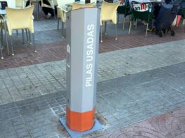 Campillos instala cuatro nuevos contenedores para la recogida de pilas y baterías usadas