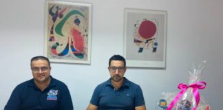 La ACIA y Planeta Diversión se alían: tarta de golosinas de regalo para asociados y empleados