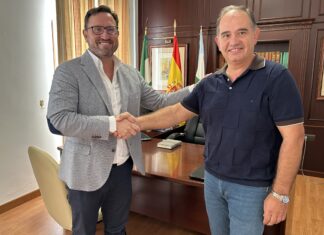 Sierra de Yeguas renueva por 20 años la cesión de la nave de Cehosur en Navahermosa para impulsar el empleo agrícola