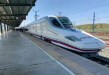 Retrasos en la alta velocidad Madrid-Málaga por una avería en la catenaria en Antequera