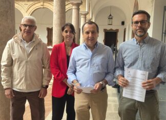 El PSOE reclama la gratuidad del aparcamiento en el Torcal para los antequeranos y advierte del impacto ambiental de su ampliación