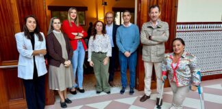 Antequera forma a docentes y futuros maestros en la prevención del suicidio y las autolesiones en las aulas