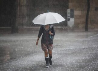 Domingo y lunes de tormenta: AEMET avisa de lluvias fuertes en Antequera y su comarca