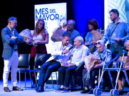 Dos antequeranos centenarios, protagonistas en la apertura del XV Mes del Mayor de la Diputación