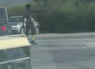 Detenido un hombre en Teba tras abalanzarse con un arma blanca contra los coches que circulaban por la A-367