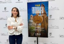 Antequera invita a las familias a salir a la calle cámara en mano en el II Taller de Fotografía en Familia