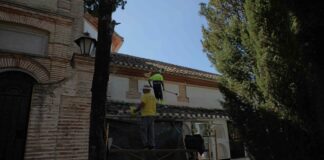 Archidona refuerza los trabajos de mantenimiento en el Cementerio Municipal ante Todos los Santos