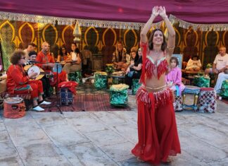Archidona se reencuentra con su pasado andalusí en una nueva Zambra Morisca